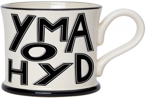 Yma O Hyd Mug